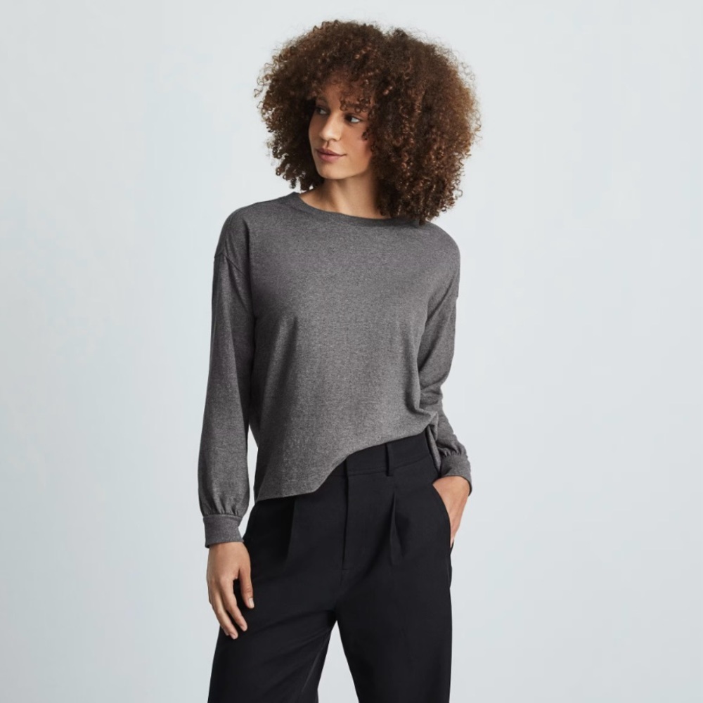 Everlane The Organic Cotton Long-Sleeve Tee in Charcoal Grey sz X-Small Crewneck
